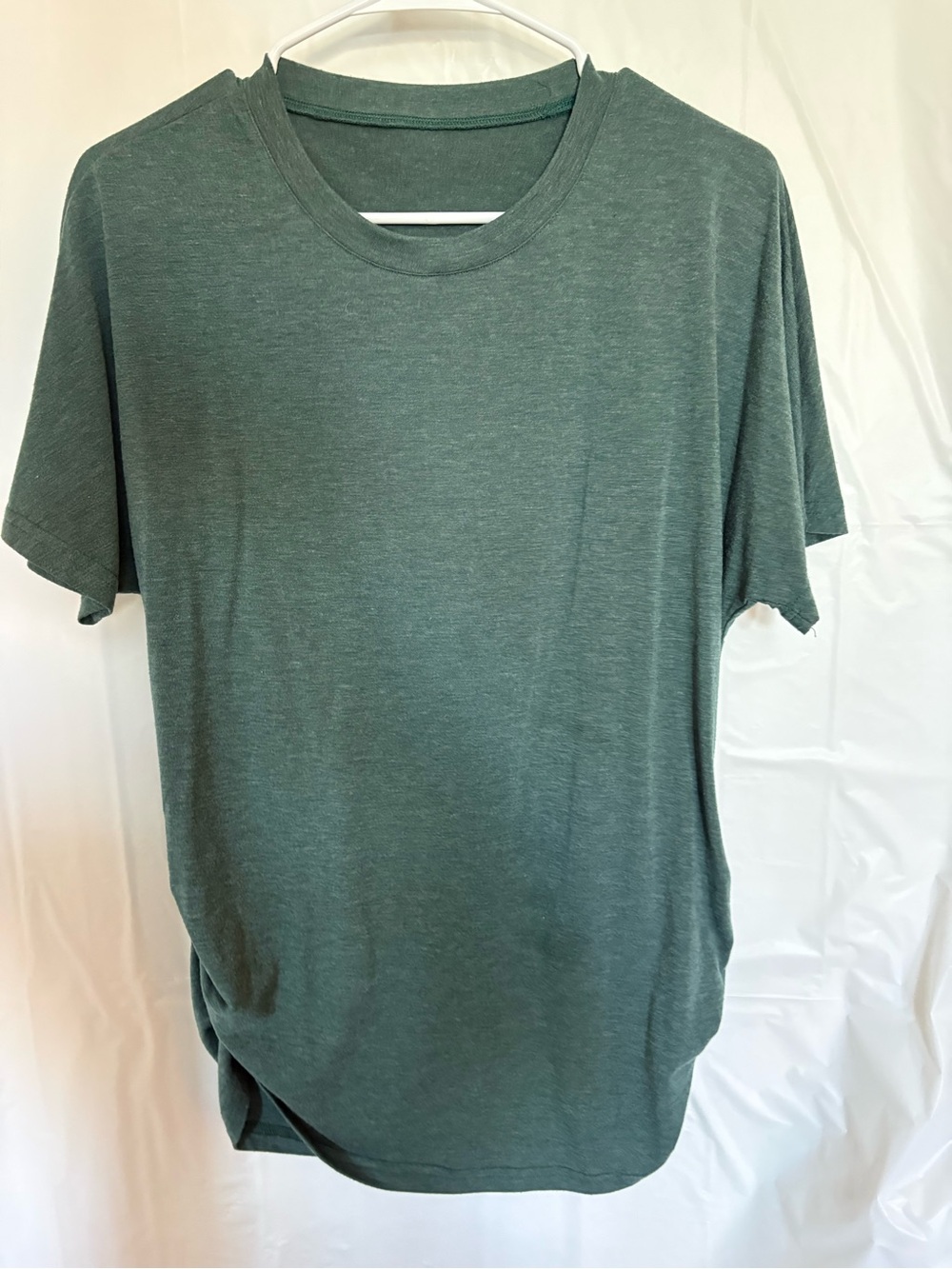 Women’s Heathered Green Crew Neck T-Shirt with ruching